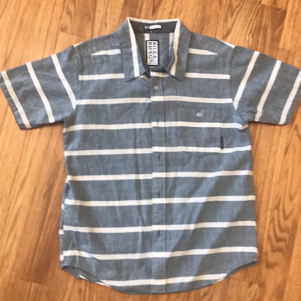 Billabong Shirt button down size boys small